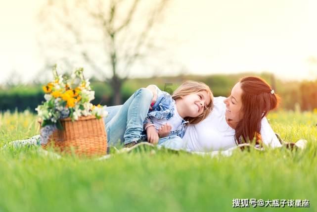 逃离空旷大街